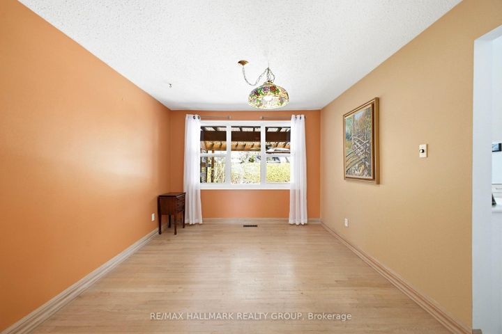 Photo 5 at 59 Ashgrove Crescent, Nepean (Briargreen), Ottawa