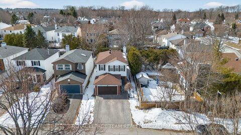 Photo 2 at 141 Acklam Terrace, Morgan's Grant/South March, Kanata