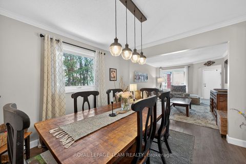 Photo 10 at 141 Acklam Terrace, Morgan's Grant/South March, Kanata