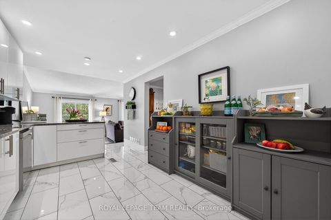 Photo 13 at 141 Acklam Terrace, Morgan's Grant/South March, Kanata