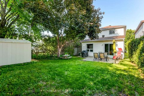 Photo 40 at 141 Acklam Terrace, Morgan's Grant/South March, Kanata