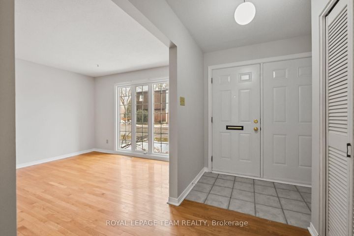 Photo 1 at 87 - 386 Kintyre Private, Nepean (Carleton Square), Ottawa