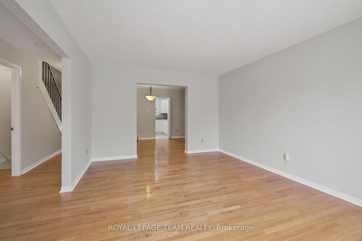 Photo 4 at 87 - 386 Kintyre Private, Nepean (Carleton Square), Ottawa