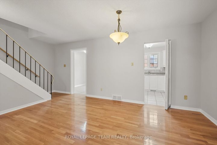 Photo 5 at 87 - 386 Kintyre Private, Nepean (Carleton Square), Ottawa