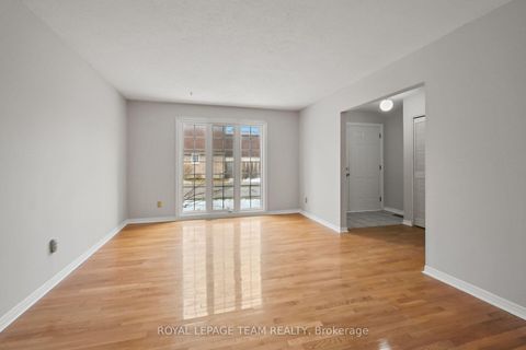 Photo 3 at 87 - 386 Kintyre Private, Nepean (Carleton Square), Ottawa