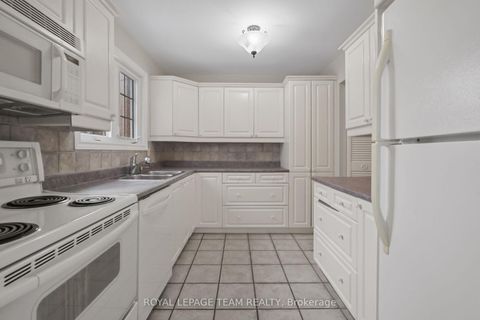 Photo 8 at 87 - 386 Kintyre Private, Nepean (Carleton Square), Ottawa