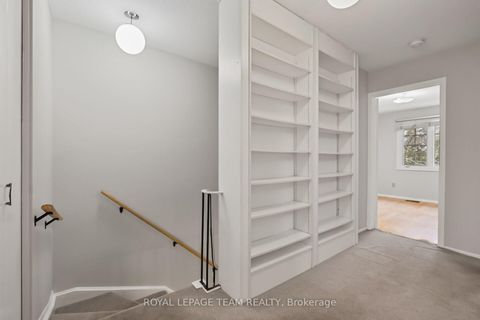 Photo 13 at 87 - 386 Kintyre Private, Nepean (Carleton Square), Ottawa