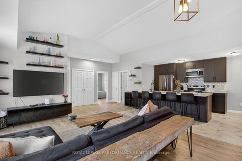 Photo 4 at C - 100 Artesa Private, Emerald Meadows/Trailwest, Kanata