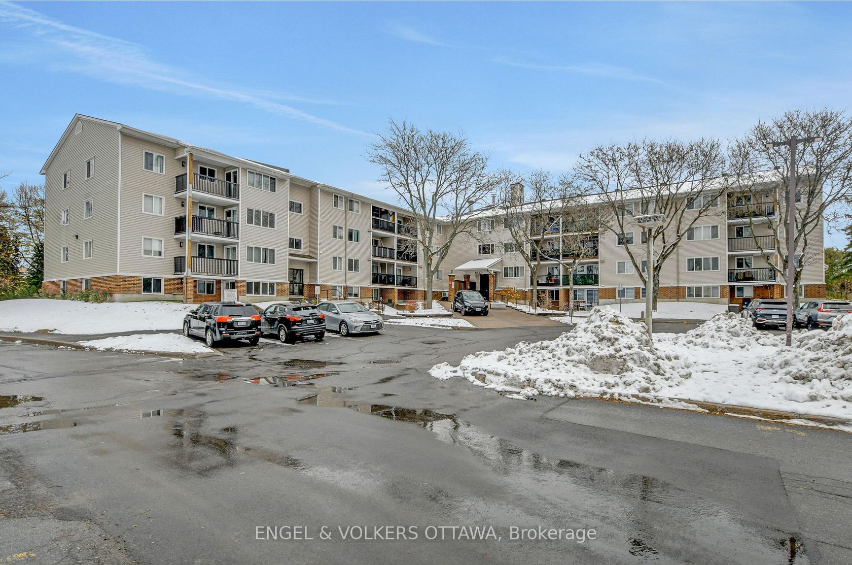 112 - 6532 Bilberry Drive, Orleans Wood, Orleans 2