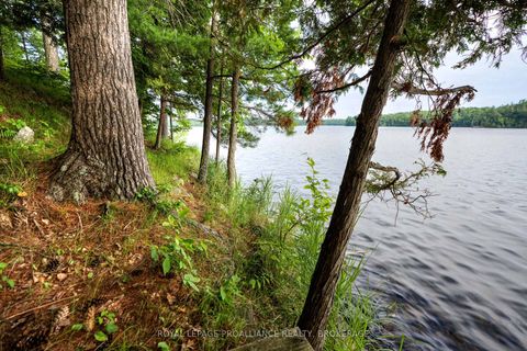 Photo 13 at 7 Scarlett Lane, Rideau Lakes (North Crosby) Twp, Rideau Lakes