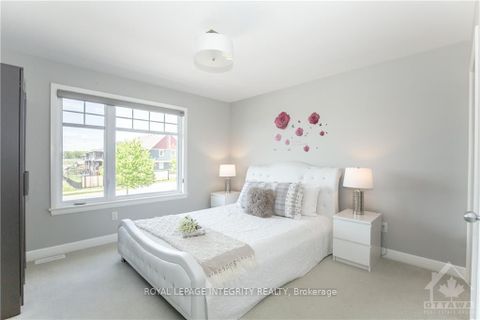 Photo 19 at 396 HUNTSVILLE Drive, Kanata Lakes/Heritage Hills, Kanata