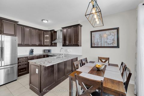 Photo 13 at 229 Meadowbreeze Drive, Emerald Meadows/Trailwest, Kanata