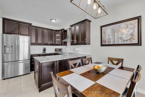 Photo 16 at 229 Meadowbreeze Drive, Emerald Meadows/Trailwest, Kanata