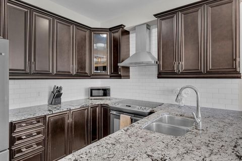 Photo 19 at 229 Meadowbreeze Drive, Emerald Meadows/Trailwest, Kanata