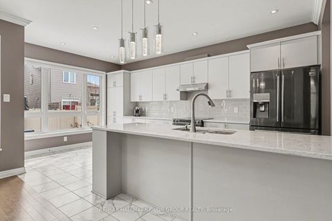 Photo 6 at 266 Shinleaf Crescent, Mer Bleue/Bradley Estates/Anderson Park, Orleans