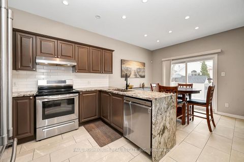 Photo 10 at 1654 Agatha Street, Fallingbrook/Pineridge, Orleans