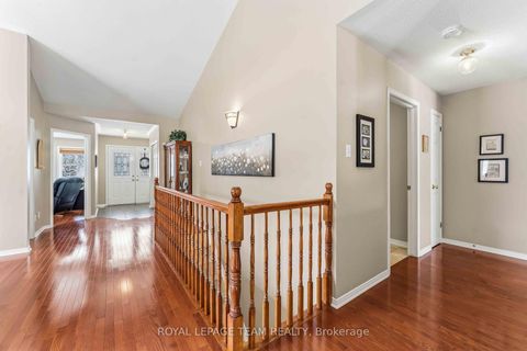 Photo 6 at 45 Burnstead Crescent, Emerald Meadows/Trailwest, Kanata