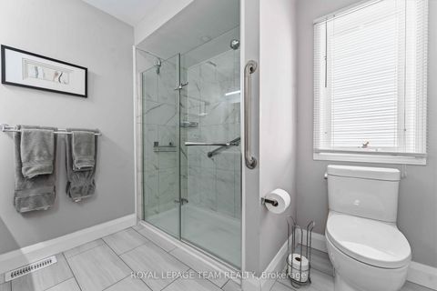 Photo 23 at 45 Burnstead Crescent, Emerald Meadows/Trailwest, Kanata