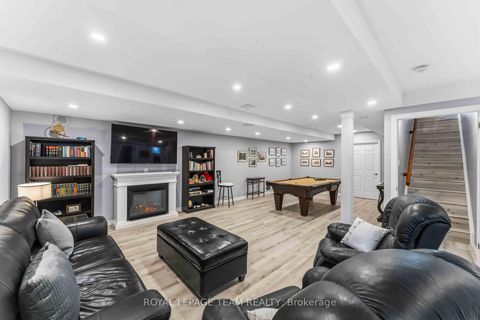 Photo 28 at 45 Burnstead Crescent, Emerald Meadows/Trailwest, Kanata