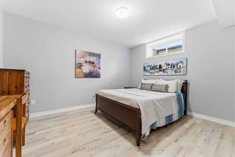 Photo 34 at 45 Burnstead Crescent, Emerald Meadows/Trailwest, Kanata