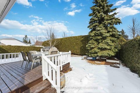 Photo 39 at 45 Burnstead Crescent, Emerald Meadows/Trailwest, Kanata
