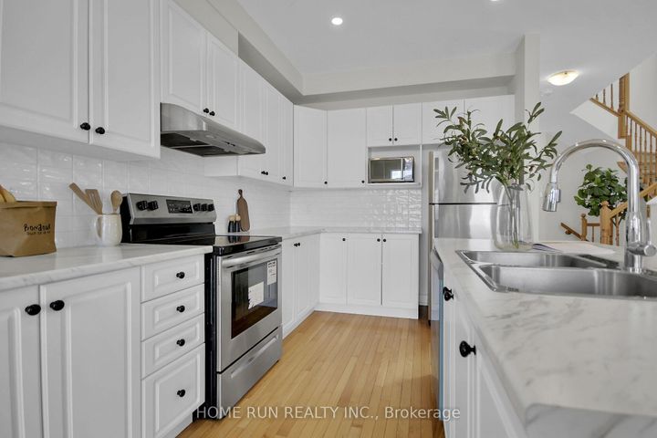 Photo 7 at 157 Bending Way, Nepean (Hearts Desire), Ottawa