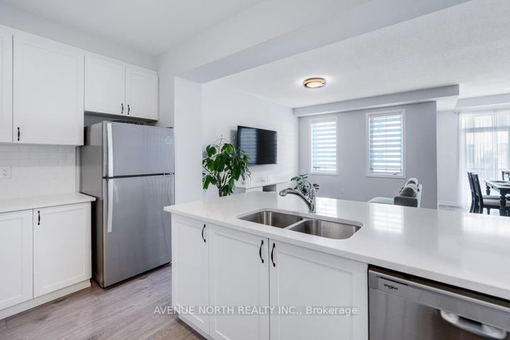 Photo 6 at 702 Hydrus Private, Nepean (Half Moon Bay), Ottawa