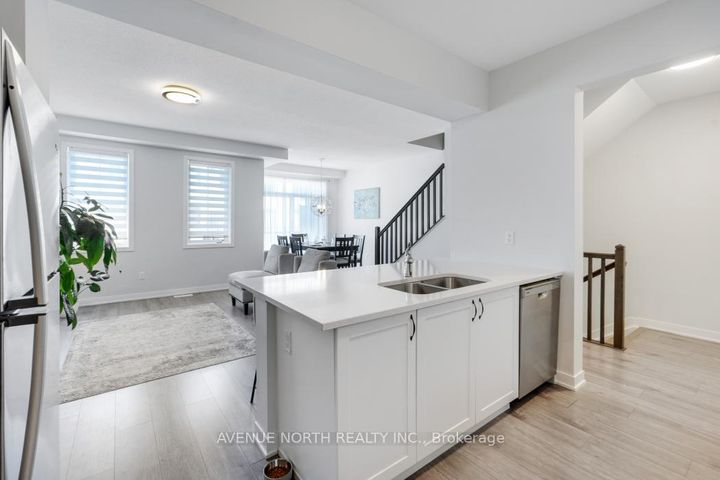 Photo 13 at 702 Hydrus Private, Nepean (Half Moon Bay), Ottawa