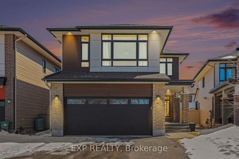 Photo 1 at 40 Baldcypress Way, Emerald Meadows/Trailwest, Kanata
