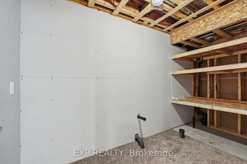 Photo 42 at 40 Baldcypress Way, Emerald Meadows/Trailwest, Kanata