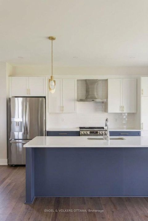 Photo 2 at 660 Terrier Circle S, Goulbourn Twp From Franktown Rd/South To Rideau, Stittsville