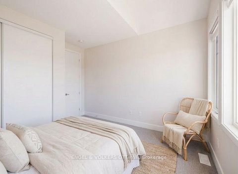 Photo 7 at 660 Terrier Circle S, Goulbourn Twp From Franktown Rd/South To Rideau, Stittsville