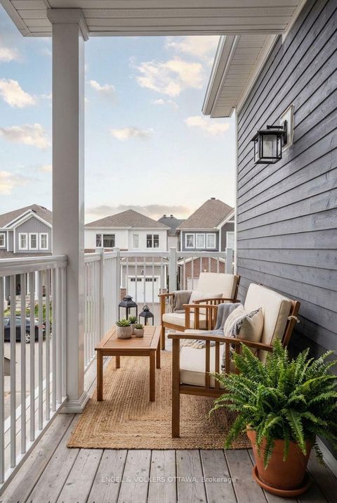 Photo 15 at 660 Terrier Circle S, Goulbourn Twp From Franktown Rd/South To Rideau, Stittsville