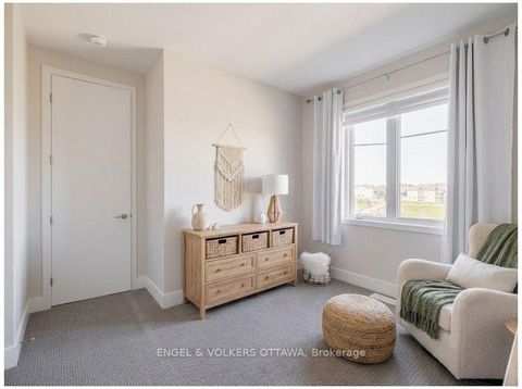 Photo 21 at 660 Terrier Circle S, Goulbourn Twp From Franktown Rd/South To Rideau, Stittsville