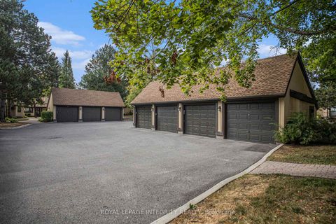 Photo 33 at 16 Pebble Beach Court, Stittsville (Central), Stittsville