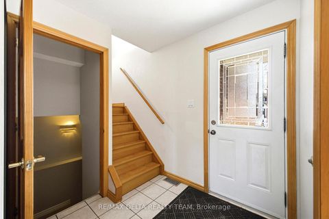 Photo 3 at 609 Wilkie Drive, Fallingbrook/Pineridge, Orleans