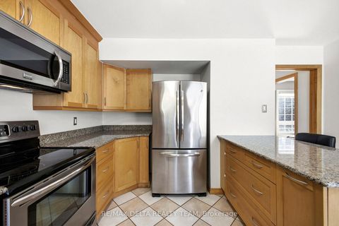 Photo 8 at 609 Wilkie Drive, Fallingbrook/Pineridge, Orleans