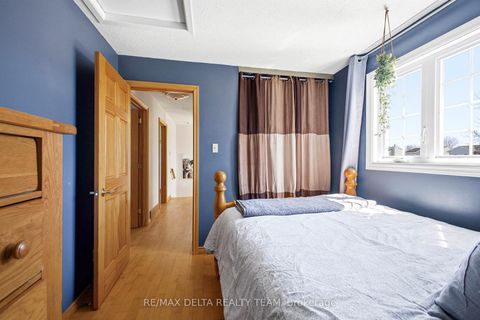 Photo 17 at 609 Wilkie Drive, Fallingbrook/Pineridge, Orleans