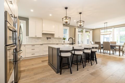 Photo 4 at 481 SANGEET Place, Goulbourn Twp From Franktown Rd/South To Rideau, Stittsville