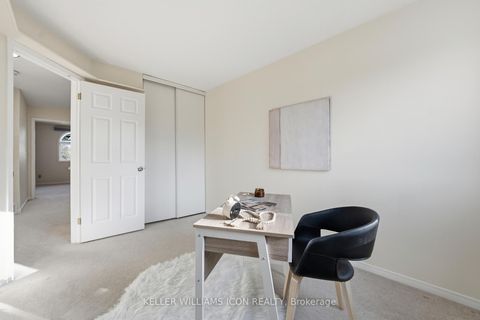 Photo 31 at 25 Robarts Crescent, Katimavik, Kanata