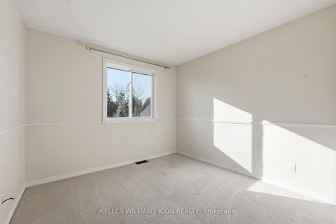 Photo 32 at 25 Robarts Crescent, Katimavik, Kanata