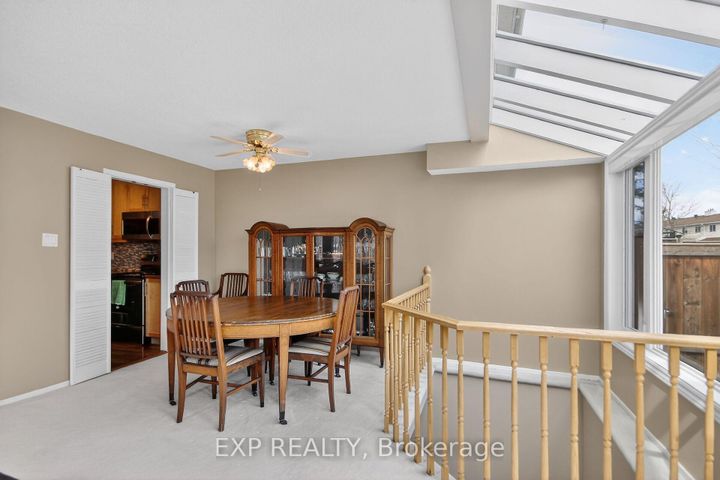 Photo 13 at 43 Hummingbird Crescent, Nepean (Cedargrove/Fraserdale), Ottawa