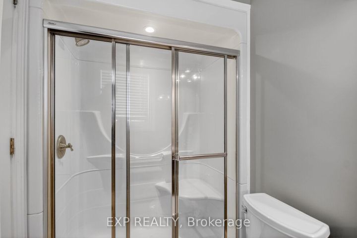 Photo 25 at 43 Hummingbird Crescent, Nepean (Cedargrove/Fraserdale), Ottawa