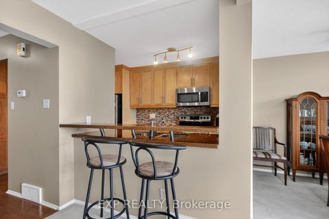 Photo 11 at 43 Hummingbird Crescent, Nepean (Cedargrove/Fraserdale), Ottawa