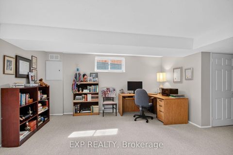 Photo 34 at 43 Hummingbird Crescent, Nepean (Cedargrove/Fraserdale), Ottawa