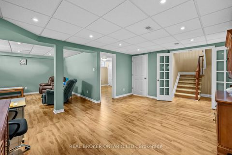 Photo 20 at 204 Hillpark High Street, Mer Bleue/Bradley Estates/Anderson Park, Orleans