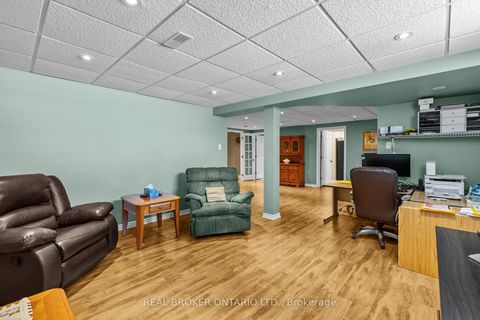 Photo 21 at 204 Hillpark High Street, Mer Bleue/Bradley Estates/Anderson Park, Orleans