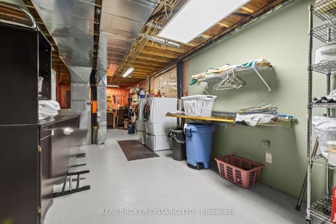 Photo 25 at 204 Hillpark High Street, Mer Bleue/Bradley Estates/Anderson Park, Orleans