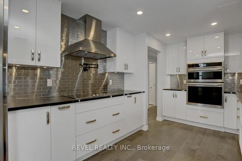 Photo 8 at 2101 - 556 Laurier Avenue W, Ottawa Centre