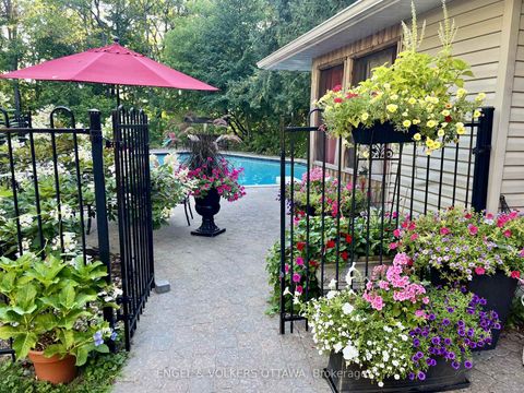 Photo 36 at 3 Hazelwood Way, Manotick Village & Manotick Estates, Manotick